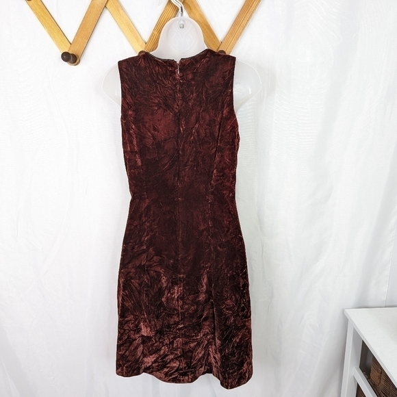 Liz Claiborne Velvet Scoop Neck Y2K Vintage Sheath Mini Dress - Picture 2 of 7